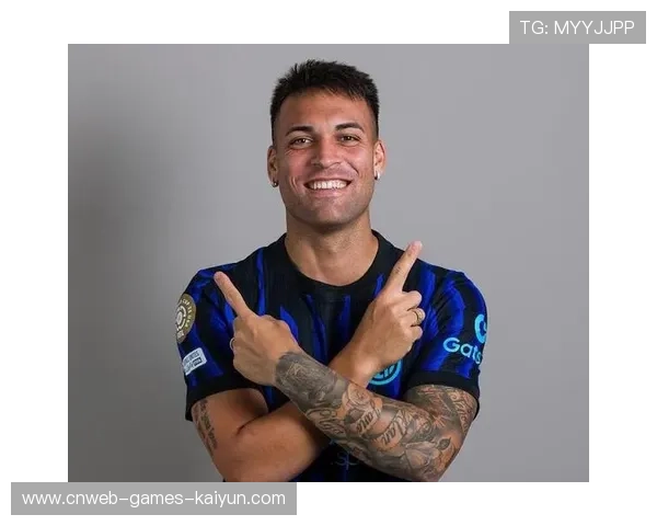 国际米兰禁区前沿，劳塔罗果断起脚