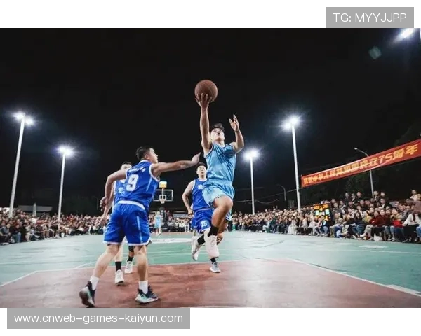 篮球俱乐部纪念赛经典重现——运动精神与情怀的碰撞