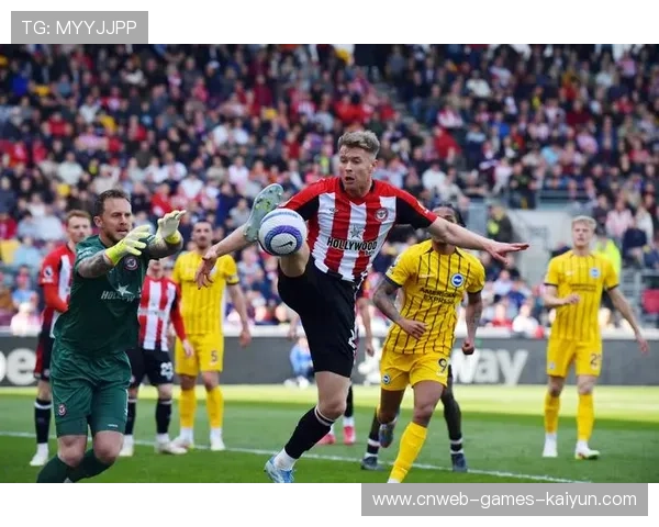 利物浦防线保持纪律